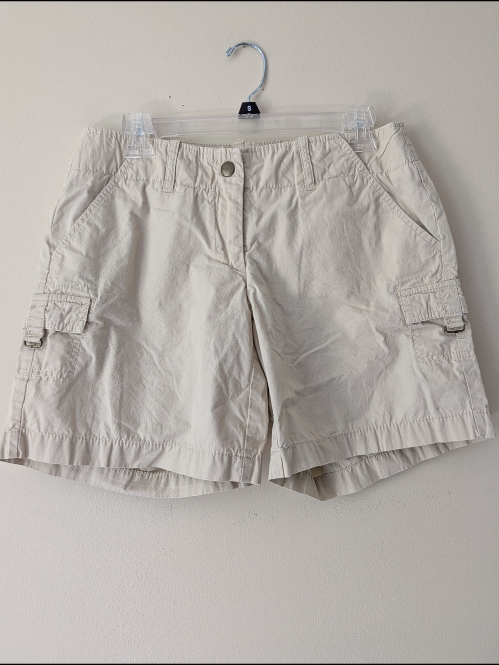 Tommy Hilfiger 90s tan shorts size 6